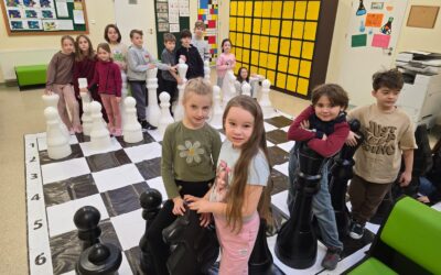 SZACHY OGRODOWE W NASZEJ SZKOLE