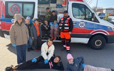 LEKCJE PIERWSZEJ POMOCY